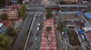 Nuevo paseo peatonal pintado con recubrimiento con grafeno